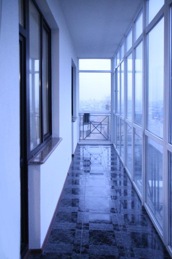 Apartment On Lukyanovska Kyiv Exterior photo